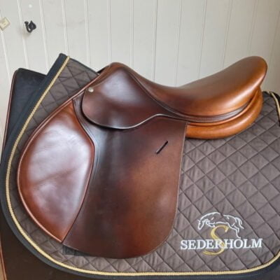 Second Hand Butet Saddles