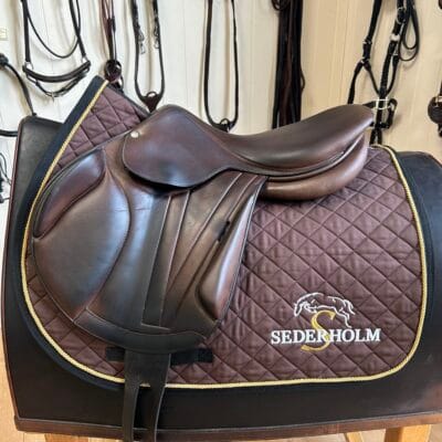Butet 17" Flat Seat XC Saddle