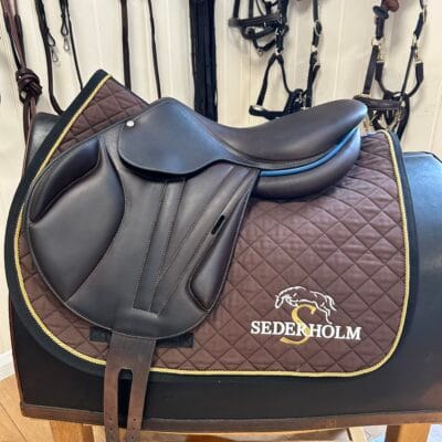Butet 17" Flat Seat XC Saddle