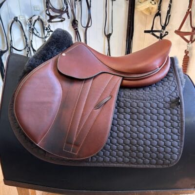 Mattes Sheepskin Lined Saddlepad with Correction System